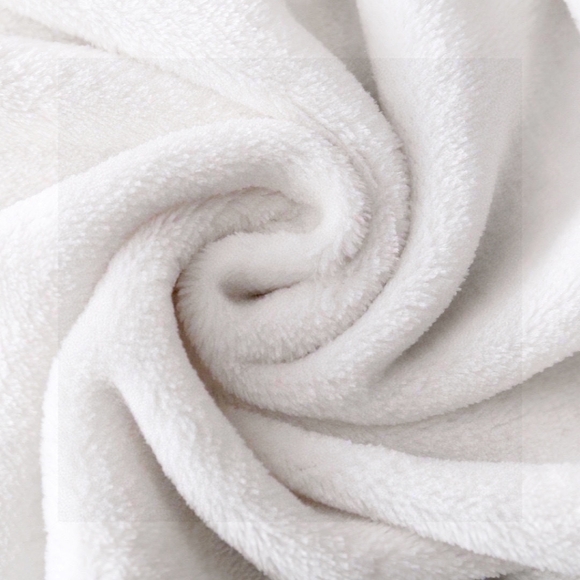 CHANEL multifunctional blanket scarf - Picture 2 of 9